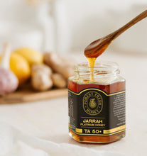 Load image into Gallery viewer, Jarrah Platinum TA50+ Raw Honey 250g / 500g
